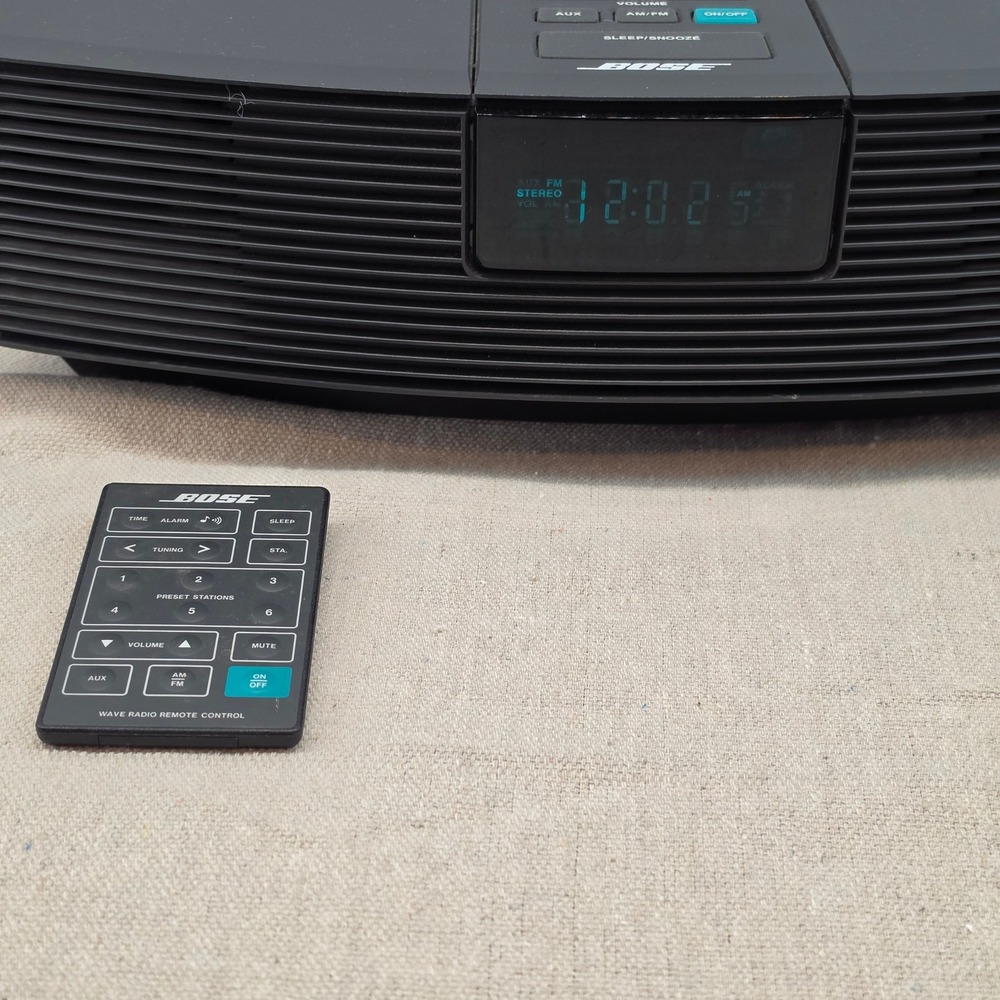 Bose Wave Radio AWR1-1W Gray AM/FM Alarm Clock - Tested with Remote Control